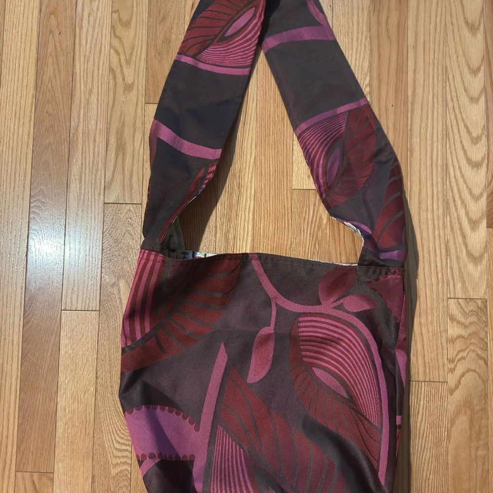 Large Cloth Boho Shoulder Tote Crossbody Bag - Picture 6 of 6